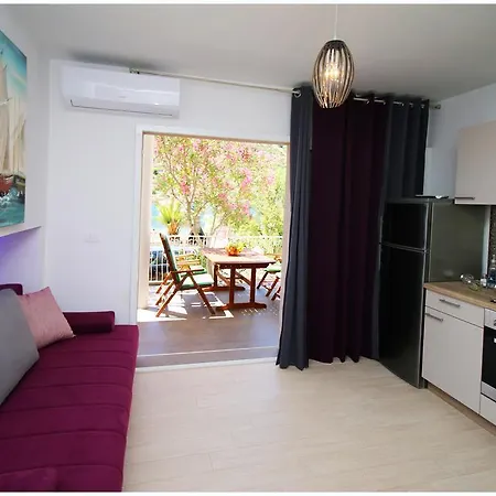 Beach House Diam דירה רוגוזניצה
